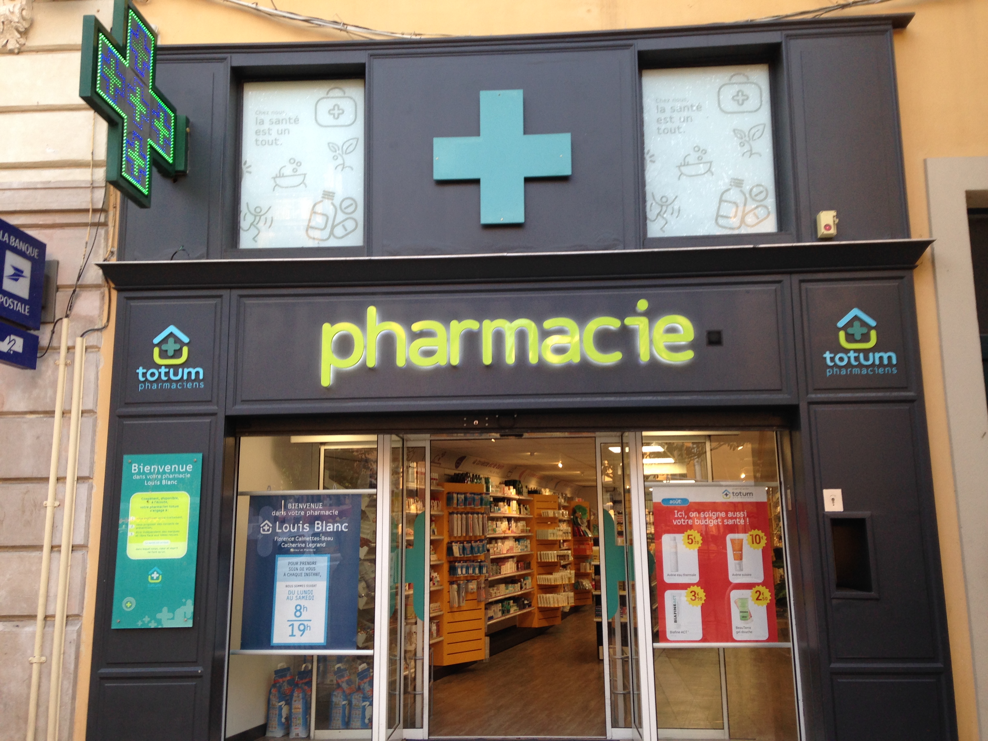 Photo de la Pharmacie de la place Louis Blanc