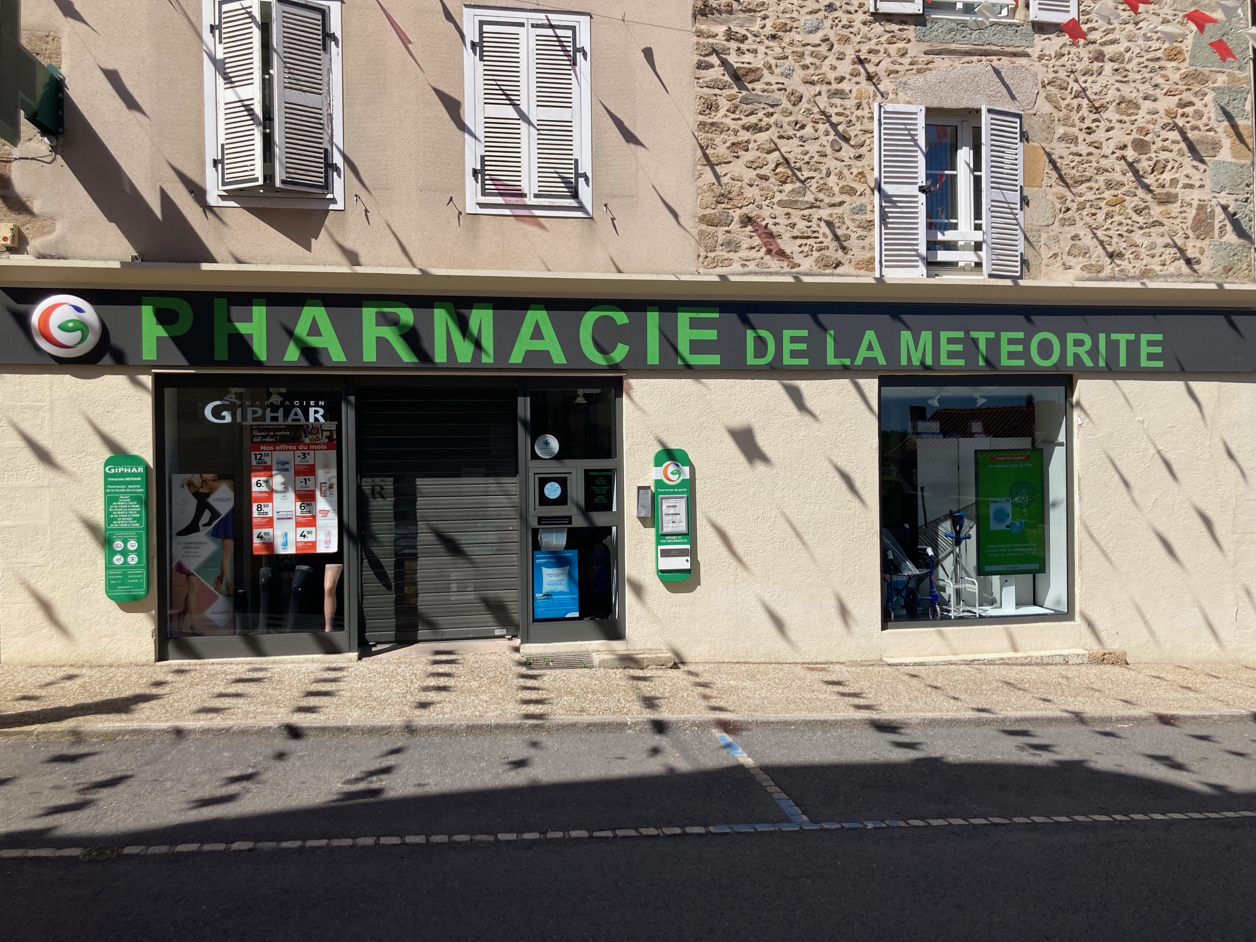 Photo de la Pharmacie de la Météorite